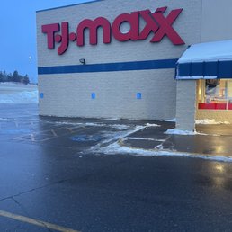 Exterior photo of T. J. Maxx - Duluth, Minnesota Exterior photo of T. J. Maxx - Duluth, Minnesota