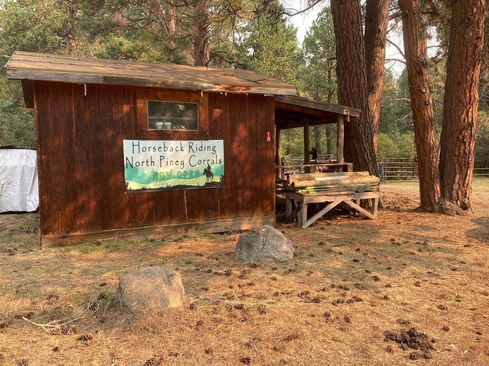 Wagon Box Rv Park Logo