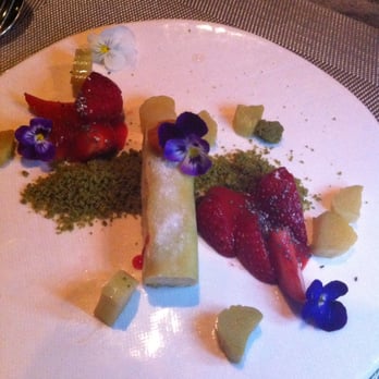 The Sugar Club - Green tea, vanilla parfait, rhubarb, strawberry - Cocktail Bars Near Me - Auckland, AUK The Sugar Club - Green tea, vanilla parfait, rhubarb, strawberry - Cocktail Bars Near Me - Auckland, AUK