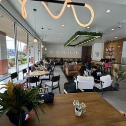 7 Leaves Cafe - Tons of seating