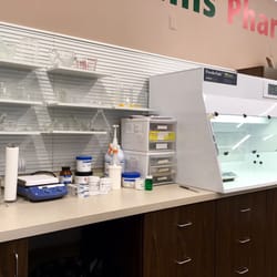 Green Hills Pharmacy - Compounding area