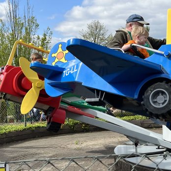 Legoland - Flying the plane - Amusement Parks Near Me - Billund, 82
