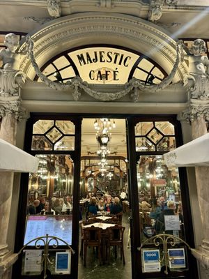 Majestic Café by null