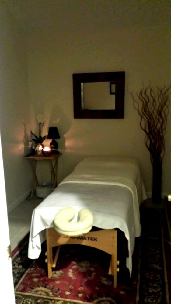 Studio Esthetique Logo