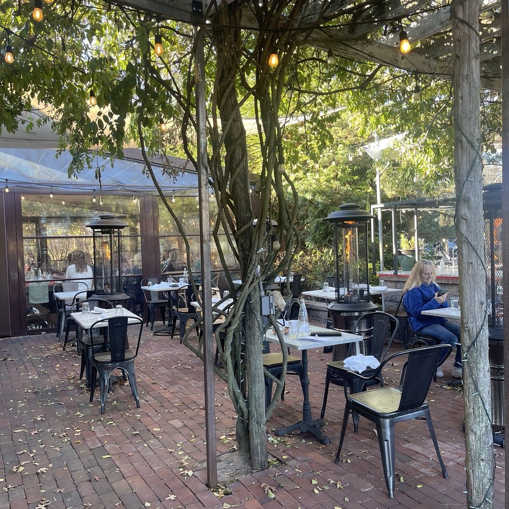 Ama Pizza - Outdoor area with heaters - Pizza Near Me - Hillsborough Township, New Jersey