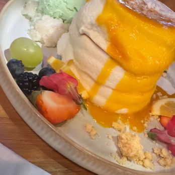 Escape 360 - soufflé pancake - Cafes Near Me - McKinney, Texas