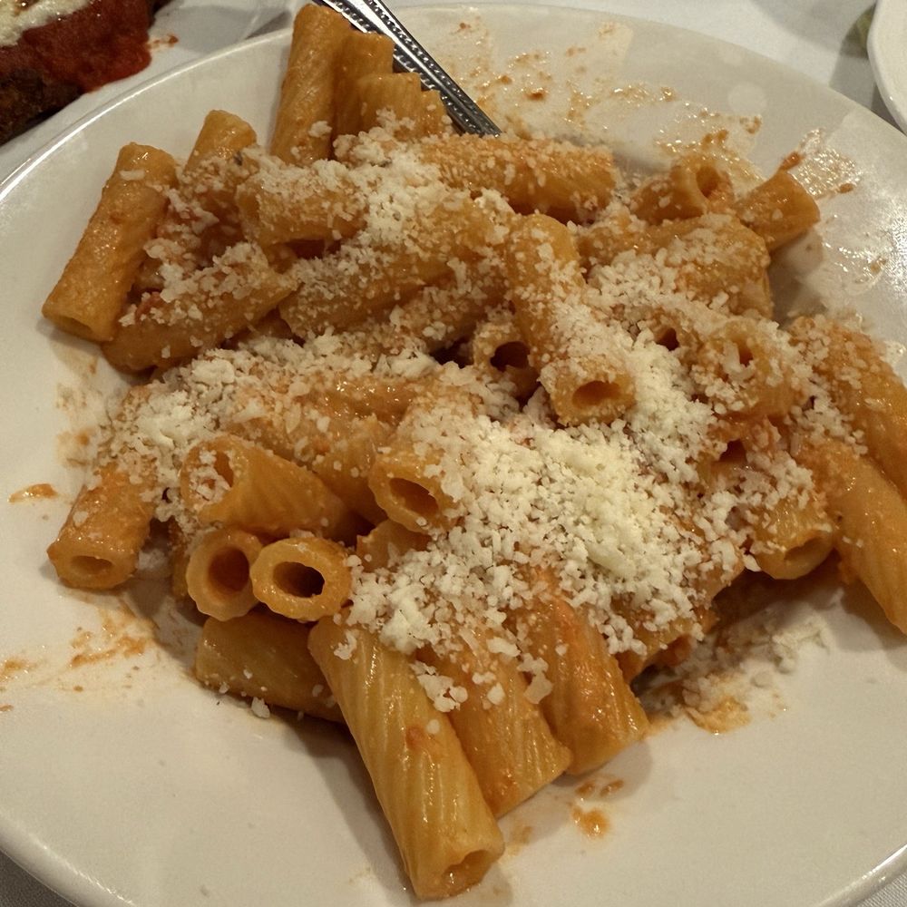 Paul & Jimmy's - Jimmy's rigatoni - Italian Near Me - New York, New York Paul & Jimmy's - Jimmy's rigatoni - Italian Near Me - New York, New York