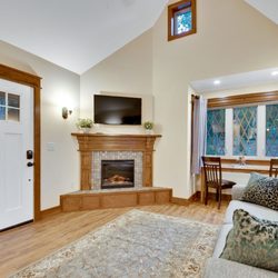 Gardens in the Gorge - Cottage living room in one of our storybook cottages