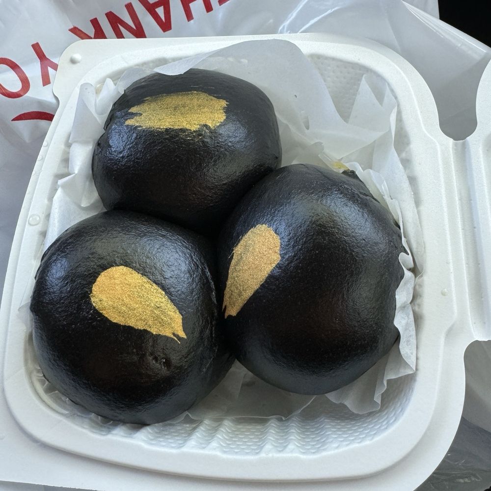 88 Bao Bao - Black and gold lava bun - Asian Fusion Near Me - Merced, California 88 Bao Bao - Black and gold lava bun - Asian Fusion Near Me - Merced, California