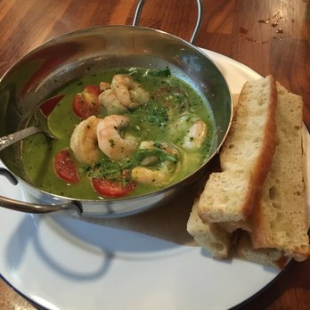 Trummer's On Main - Shrimp Bruschetta - New American Near Me - Clifton, Virginia