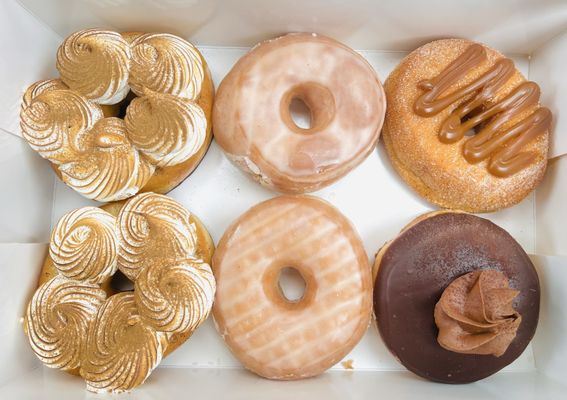 Doce Donut Co by null