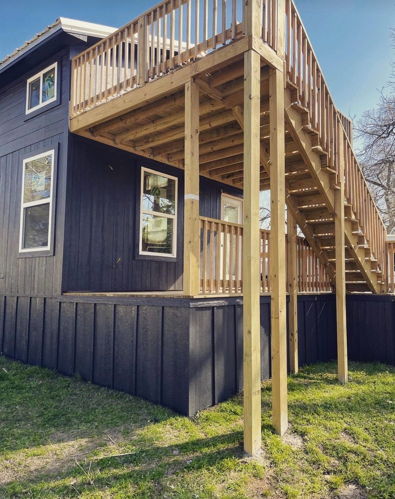 Slide of Texas Size Tiny Homes