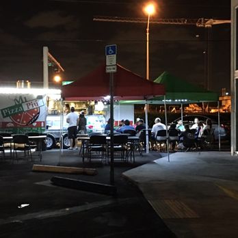 Mi Pizza Piu - Lots of people coming by. - Pizza Near Me - Ruskin, Florida Mi Pizza Piu - Lots of people coming by. - Pizza Near Me - Ruskin, Florida