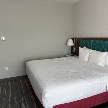 Hampton Inn & Suites Sherman - Nice clean room - Hotels Near Me - Sherman, Texas