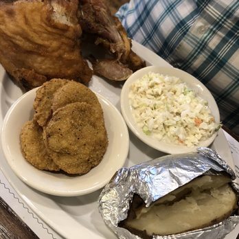 Clyde's Restaurant - Fried Chicken - Southern Near Me - Waynesville, North Carolina Clyde's Restaurant - Fried Chicken - Southern Near Me - Waynesville, North Carolina