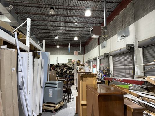 Habitat For Humanity ReStore by null