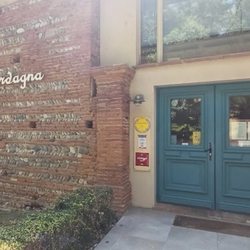 Le Mas de Dardagna - Main entrance
