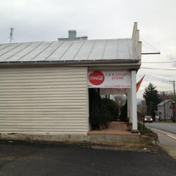 C & B Country Store