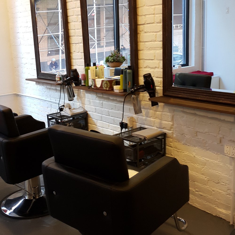 Cutting Edge Z - Cute, cozy layout - Hair Salons Near Me - New York, New York Cutting Edge Z - Cute, cozy layout - Hair Salons Near Me - New York, New York