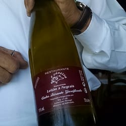 Restaurante O Caneira - The sparkling wine recommended by waiter