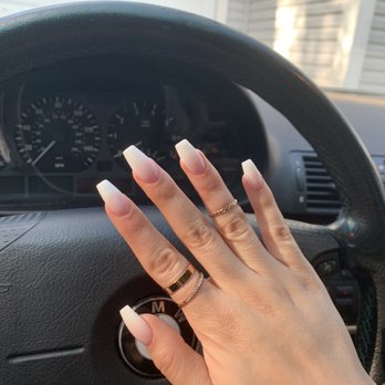 Le Petit Nails Salon - by Andy - Nail Salons Near Me - Shorewood, Illinois