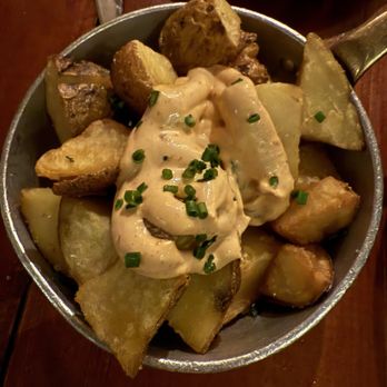 Sensi - Bravas - Tapas/Small Plates Near Me - Barcelona, B Sensi - Bravas - Tapas/Small Plates Near Me - Barcelona, B