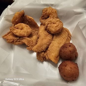 Seafood Kitchen - Cheasapeake - a plate of food - Seafood Near Me - Chesapeake, Virginia Seafood Kitchen - Cheasapeake - a plate of food - Seafood Near Me - Chesapeake, Virginia