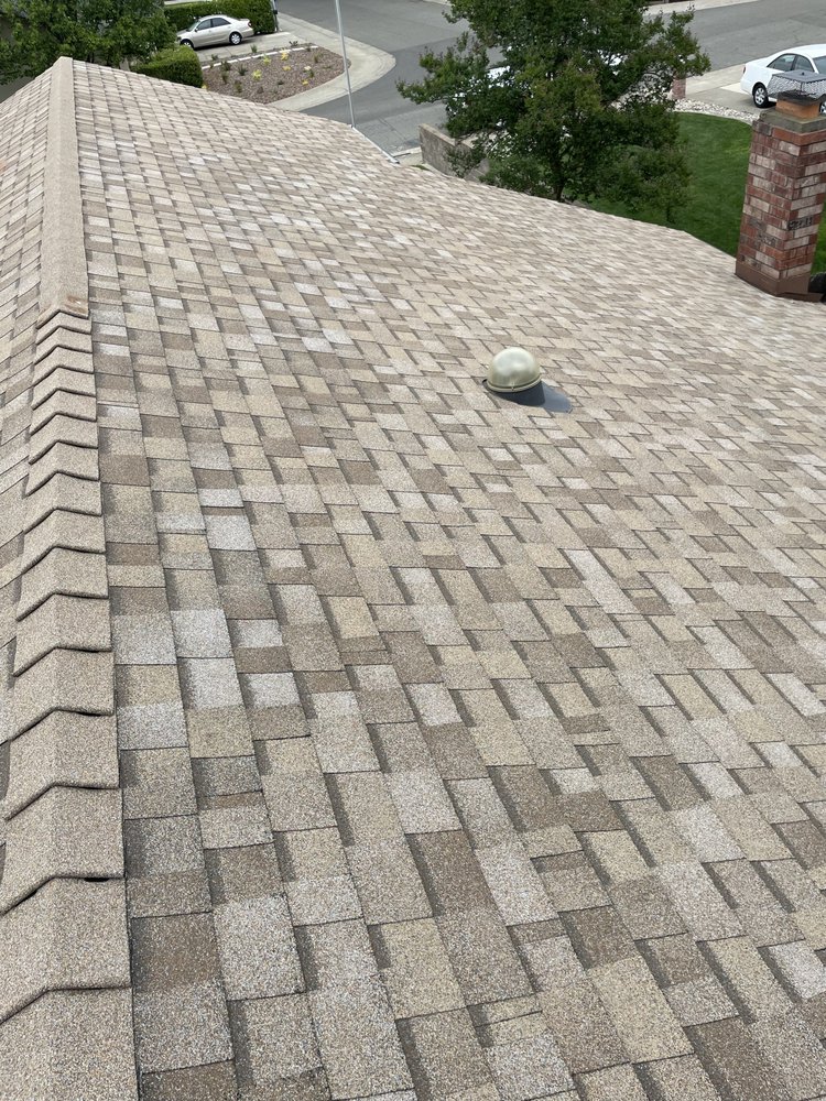 Slide of Rodriguez Roofing