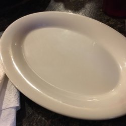 Pizza Hut - My plate while my dining partners finished their meal.  Where is my sandwich?
