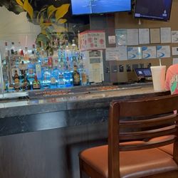 Four Leaves Asian Restaurant - Bar