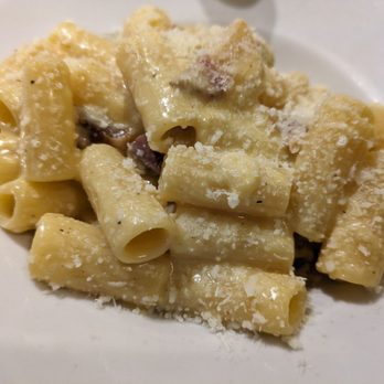 La Fraschetta Romanesca - Rigatoni Carbonara - Roman Near Me - Rome, RM