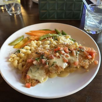 Thirsty Lion - Tuscan Romano Herb Crusted Chicken - American Near Me - Dallas, Texas Thirsty Lion - Tuscan Romano Herb Crusted Chicken - American Near Me - Dallas, Texas