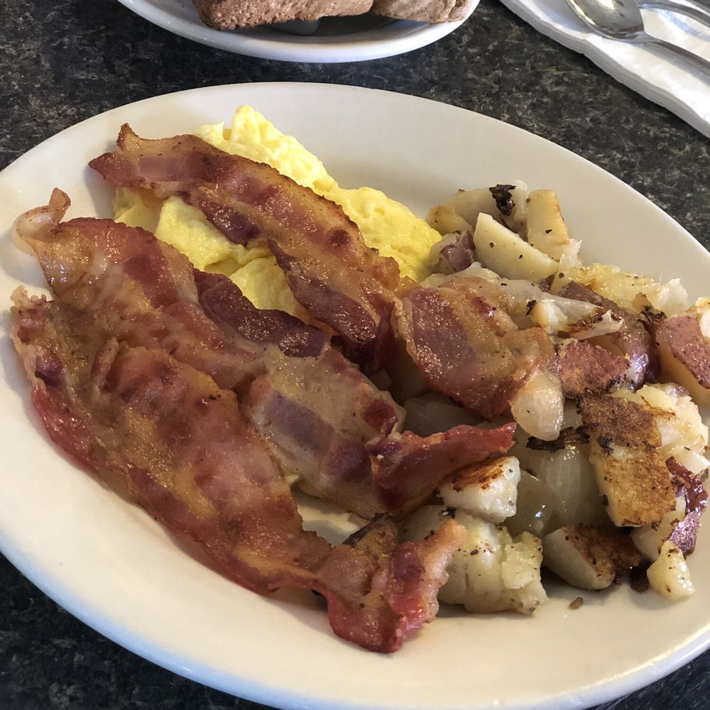 Pete's Grille - Potatoes, bacon and eggs - Breakfast & Brunch Near Me - Baltimore, Maryland Pete's Grille - Potatoes, bacon and eggs - Breakfast & Brunch Near Me - Baltimore, Maryland