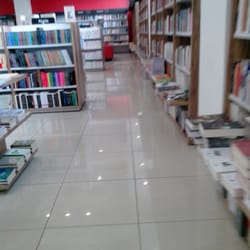 Librería Universitaria - Interior de la Librería Universitaria