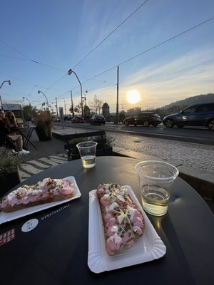 SmetanaQ Café & Bistro by null