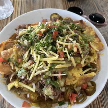 Buena Comida Mexicana - Vegan carne asada nachos - Mexican Near Me - Los Angeles, California Buena Comida Mexicana - Vegan carne asada nachos - Mexican Near Me - Los Angeles, California