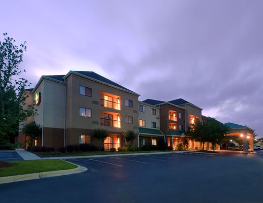 Courtyard by Marriott Pensacola by null