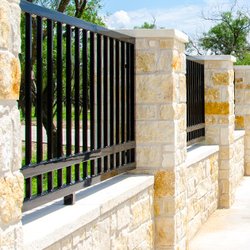 Leanos Farm & Ranch Fencing