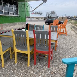 Gulf fresh seafood - Outside seating