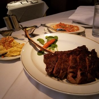 Arroyo Chop House - 2.5 lbs steak with amazing sides - Steakhouses Near Me - Pasadena, California