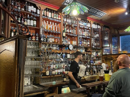 Dick Mack's Pub by null