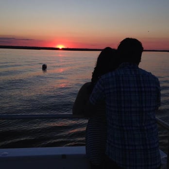 Teal Cruises - Teal_Cruises_Romantic_Sunset_­Boat_Trip_Margate City, NJ - Boat Charters Near Me - Atlantic Highlands, New Jersey