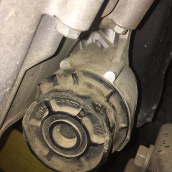 Jiffy Lube - Damaged oil filter cap. - Auto Repair Near Me - Goleta, California