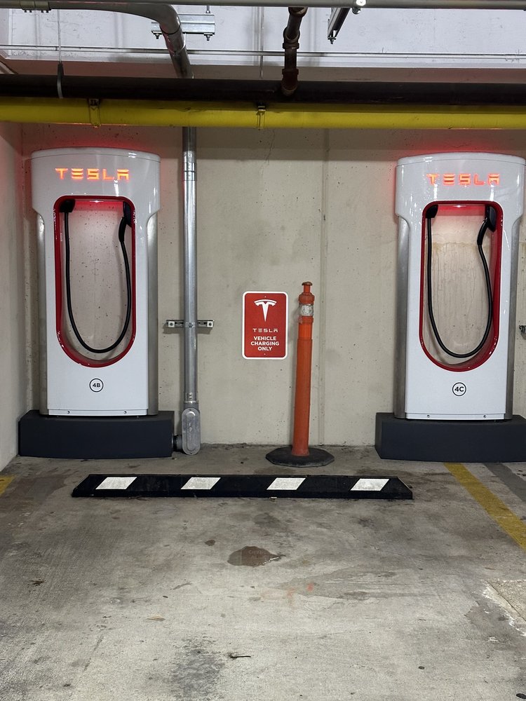 TESLA SUPERCHARGER Updated September 2024 5085 Westheimer Rd