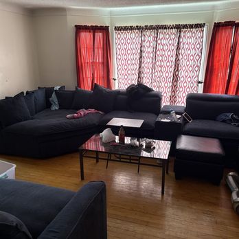 Lightning Movers - My sectional - Movers Near Me Lightning Movers - My sectional - Movers Near Me