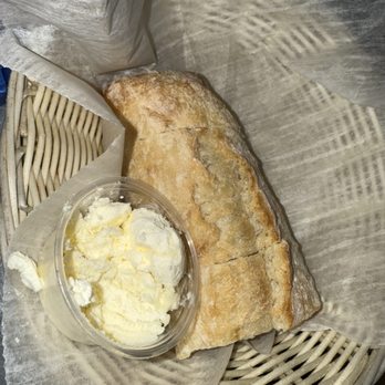 Kool Beanz Cafe - Complementary bread and butter - New American Near Me - Tallahassee, Florida Kool Beanz Cafe - Complementary bread and butter - New American Near Me - Tallahassee, Florida