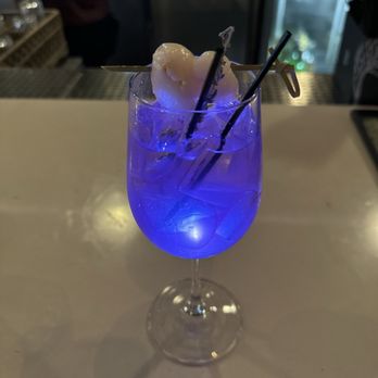 Straits - Santana Row - Moonlit Lily - Asian Fusion Near Me - San Jose, California