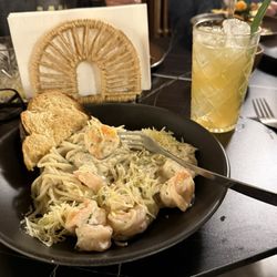 La María - Shrimp pasta!  Delicious!