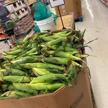 Wakefield Market - Local corn right out of the field - Grocery Near Me - Wakefield, Virginia Wakefield Market - Local corn right out of the field - Grocery Near Me - Wakefield, Virginia