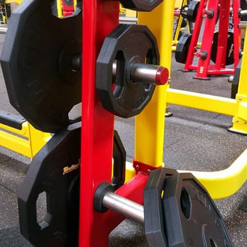Retro Fitness - Like free weights? There is a good mix of plates and machines here - Gyms Near Me - Hempstead, New York